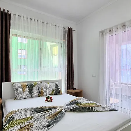 Cozy 2br Free Parking-wifi-ac-dryer Tirana